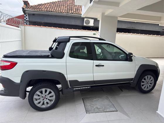 FIAT STRADA 1.8 MPI ADVENTURE CD 16V FLEX 3P AUTOMATIZADO